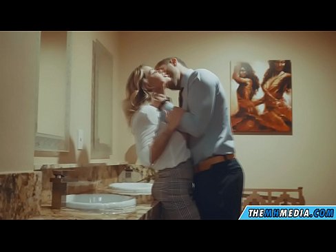 ❤️ Rehefa mamitaka anao ao amin'ny trano fidiovana ho an'ny besinimaro ny blonde be busty ❤️ Anal vidéo amin'ny pôrnôgrafia mg.dewporn.ru ❌️❤